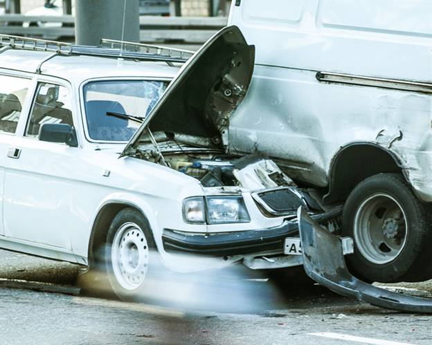 A car crashed into a van
AI-generated content may be incorrect.
